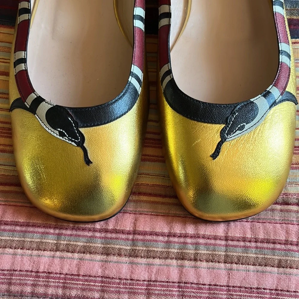Gucci King Snake Ballet Flats, metallic gold, size 39EUC/9US - Picture 8 of 8